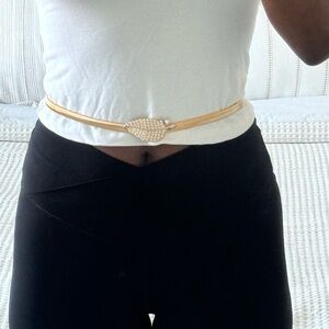NWOT Gold Leaf with Pearl Stretchy Belt